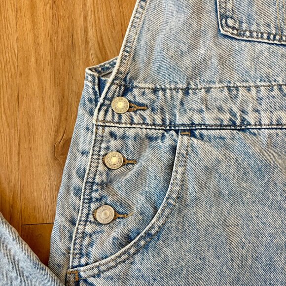 Levi’s Light Wash Denim Overalls – Women’s Large - Picture 6 of 12